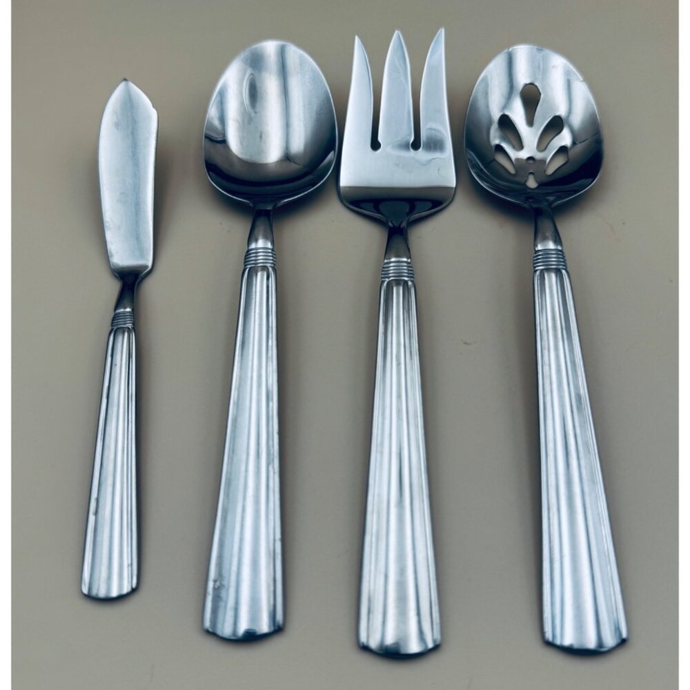4 Pfaltzgraff KENILWORTH Serving Pieces Spoons